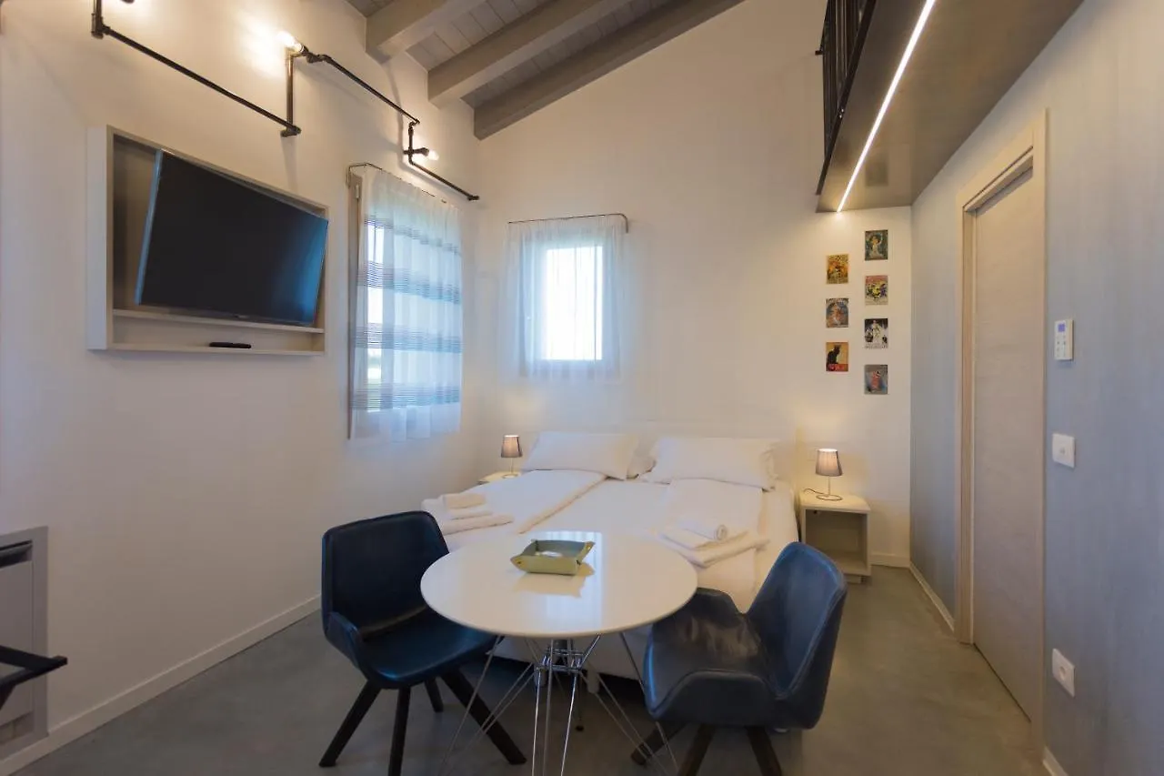 Agriturismo Redo Ponti sul Mincio 0*,